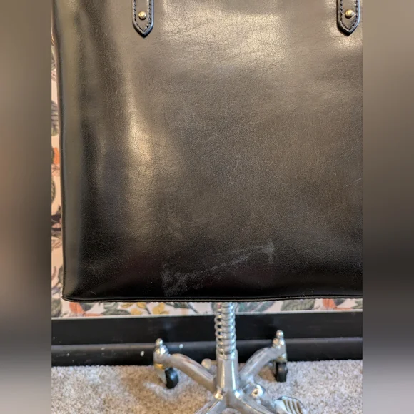 Petite Mendigote Black Leather Tote Bag - Picture 5 of 6